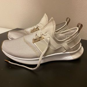 New Balance Women's FuelCore Nergize Sport V1 Classic Sneaker